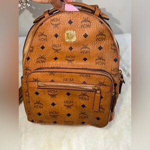 AUTHENTIC - MCM STARK 32 BACKPACK IN VISETOS COGNAC - UNISEX - GREAT CONDITION!